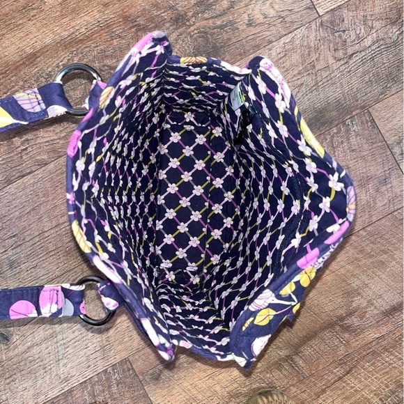 Vera Bradley Shoulder Tote Bag w/Two Magnetic Front Pocket - Picture 9 of 15
